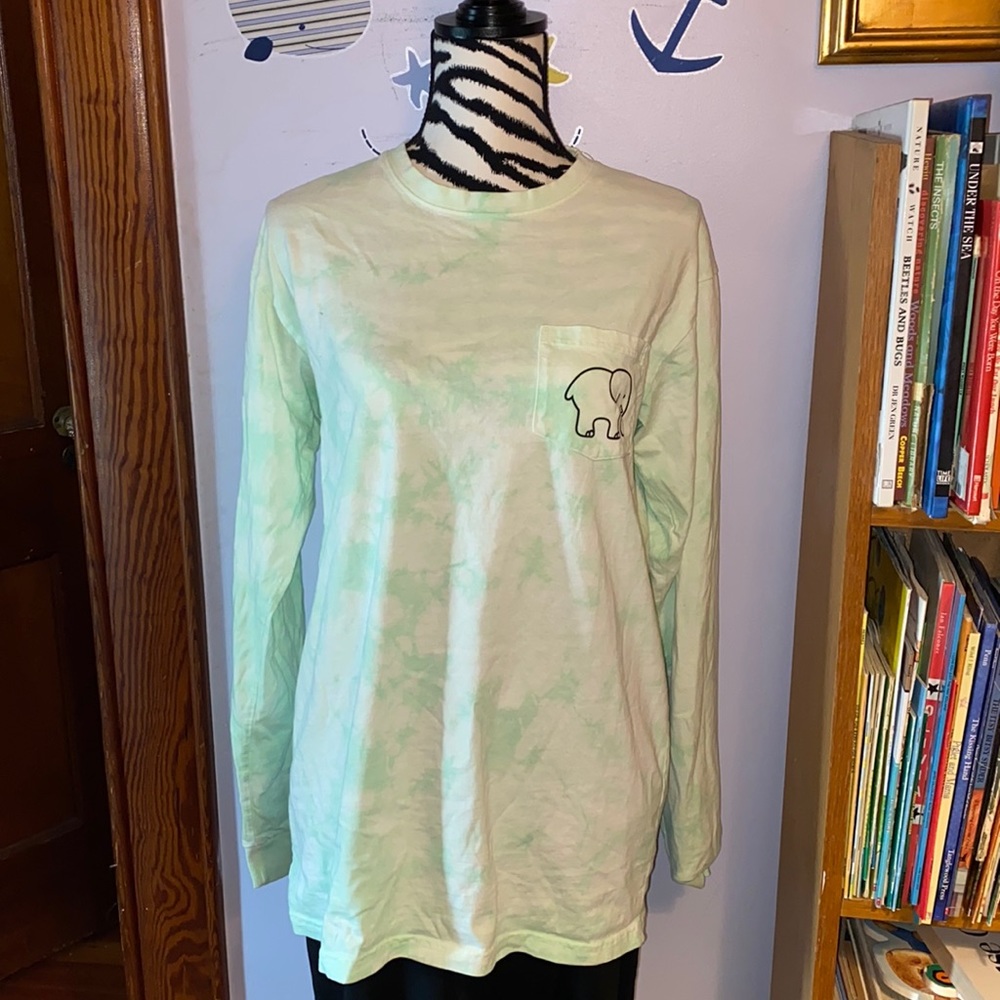 Ivory Ella Saint Patrick’s day long sleeve green tie dye T-shirt size medium